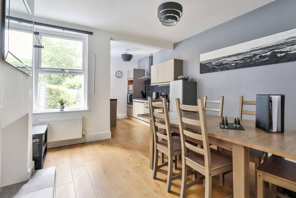 Refurbished Plush Property Great Transport Links Шефилд Экстерьер фото